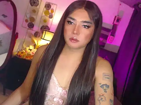 Katezorah online show from February 7, 2026, 6:11 pm