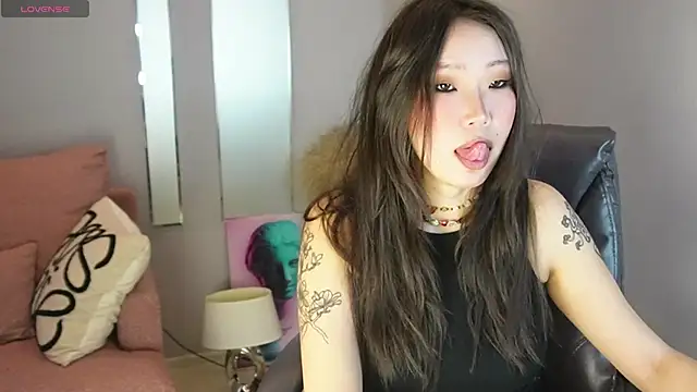 Snapshot of ElinaMotion chatting on February 11, 2026, 1:10 am ElinaMotion online show from February 11, 2026, 1:10 am