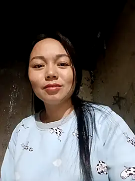 Snapshot of Rose-222 chatting on February 3, 2026, 1:26 am Rose-222 online show from February 3, 2026, 1:26 am