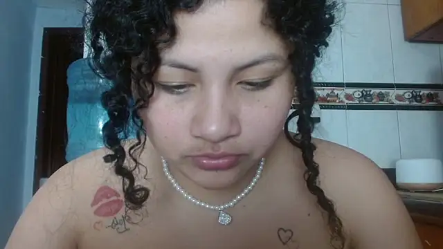 Snapshot of Baby_dirt chatting on February 14, 2026, 2:14 pm Baby dirt online show from February 14, 2026, 2:14 pm