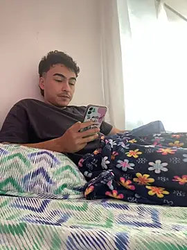 vanilla Kush online show from February 17, 2026, 2:24 pm