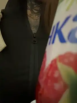 Snapshot of KishaMur chatting on February 23, 2026, 5:16 am KishaMur online show from February 23, 2026, 5:16 am