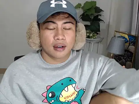 Snapshot of beraldick chatting on February 17, 2026, 7:05 am beraldick online show from February 17, 2026, 7:05 am