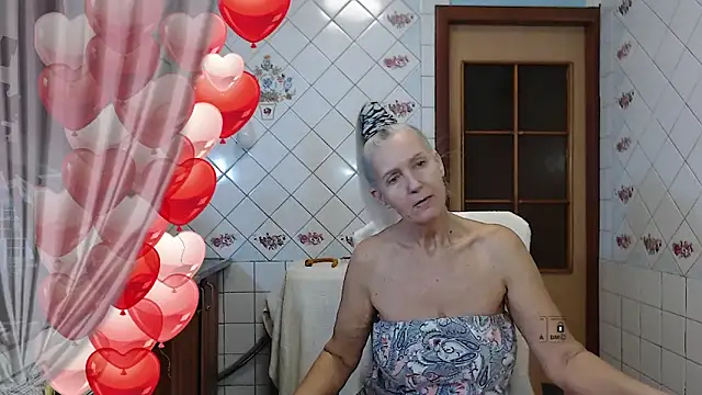 Snapshot of lukerya chatting on January 5, 2025, 6:13 am lukerya online show from January 5, 2025, 6:13 am