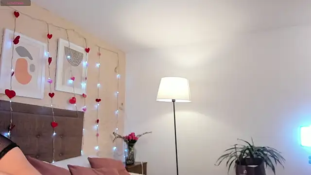 SalomeStorm  online show from February 22, 2026, 3:10 pm