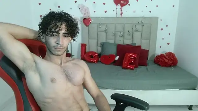 Caius fox online show from March 1, 2026, 11:23 am