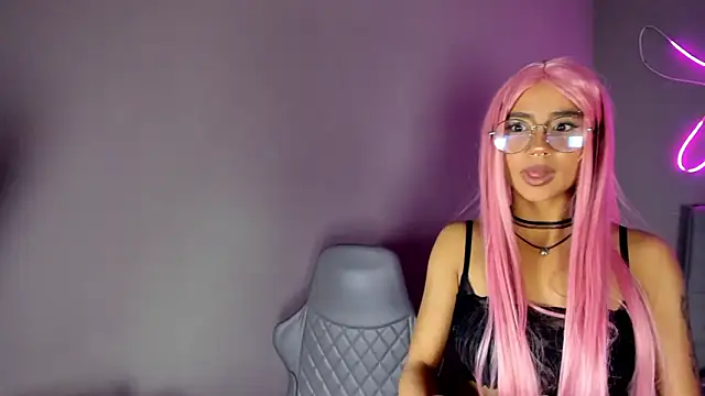 Lia flor online show from February 10, 2026, 3:32 am