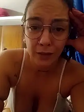 kuramaqueen online show from February 3, 2026, 4:10 am