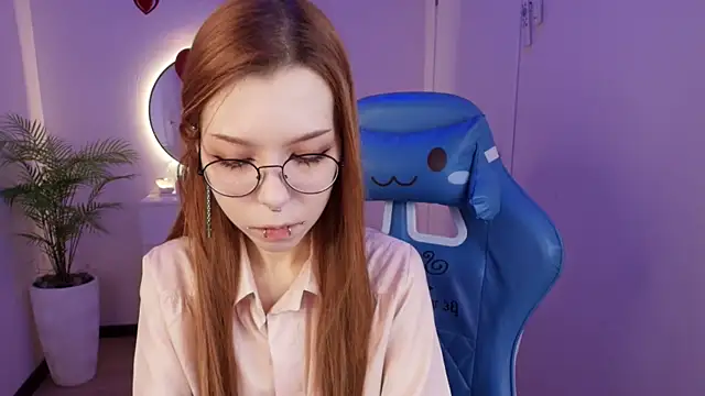 PinkAn8el online show from February 13, 2026, 2:29 am