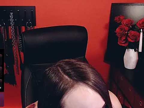 Snapshot of _MissJaneWarren_ chatting on February 5, 2026, 2:11 pm MissJaneWarren online show from February 5, 2026, 2:11 pm