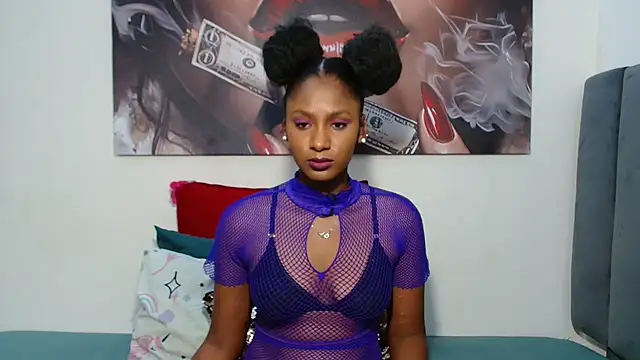 Snapshot of Moreish-06 chatting on February 3, 2026, 7:02 am Moreish-06 online show from February 3, 2026, 7:02 am