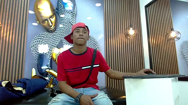 Snapshot of TonnyMarck chatting on February 28, 2026, 4:30 pm TonnyMarck online show from February 28, 2026, 4:30 pm