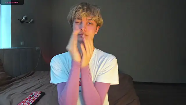 bunnyblush67 online show from March 3, 2026, 7:47 am