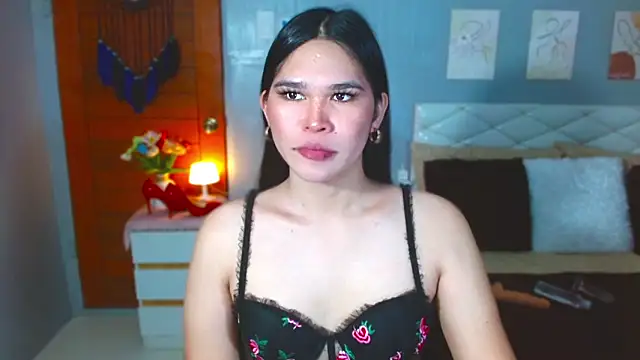 Snapshot of alianabrooks chatting on March 3, 2026, 12:17 am alianabrooks online show from March 3, 2026, 12:17 am