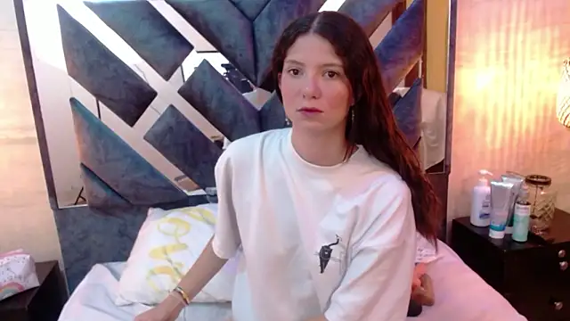 sofy bonnet online show from February 18, 2026, 12:34 pm