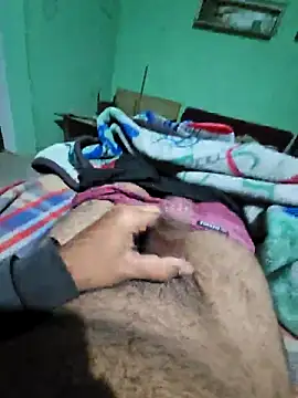 Snapshot of ItsBull88 chatting on February 21, 2026, 8:43 pm ItsBull88 online show from February 21, 2026, 8:43 pm