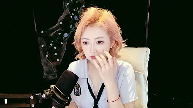 Snapshot of Lady-Mia777 chatting on February 3, 2026, 2:53 am Lady-Mia777 online show from February 3, 2026, 2:53 am