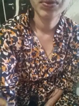 khushi rawat online show from February 15, 2026, 1:57 am