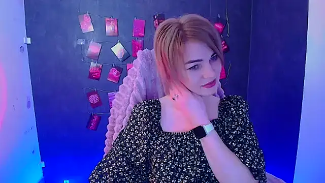 Snapshot of CuttieEmma chatting on February 13, 2026, 12:34 pm CuttieEmma online show from February 13, 2026, 12:34 pm