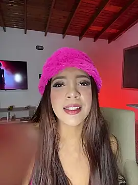 Snapshot of Pushaina__1 chatting on February 28, 2026, 5:19 am Pushaina 1 online show from February 28, 2026, 5:19 am