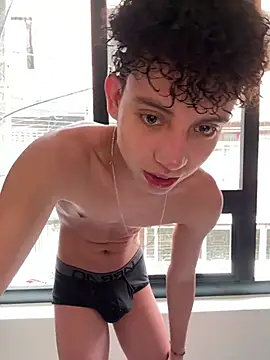 Snapshot of yoursexyjose chatting on February 6, 2026, 6:33 pm yoursexyjose online show from February 6, 2026, 6:33 pm