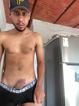 alrricmo online show from February 19, 2026, 7:54 pm