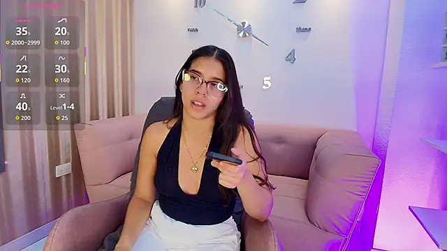 Snapshot of Luna_Millers chatting on February 13, 2026, 3:46 am Luna Millers online show from February 13, 2026, 3:46 am