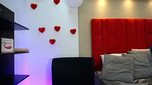 Snapshot of Luna_Millers chatting on March 2, 2026, 4:25 am Luna Millers online show from March 2, 2026, 4:25 am