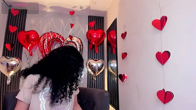 Snapshot of Zoe-yanin chatting on February 14, 2026, 6:48 pm Zoe-yanin online show from February 14, 2026, 6:48 pm