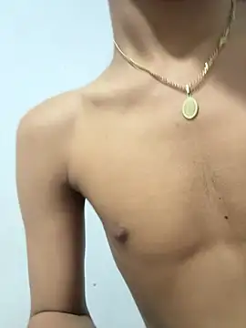 Snapshot of dominick_fran chatting on February 18, 2026, 10:55 am dominick fran online show from February 18, 2026, 10:55 am