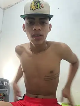 Snapshot of dominick_fran chatting on March 2, 2026, 7:59 am dominick fran online show from March 2, 2026, 7:59 am