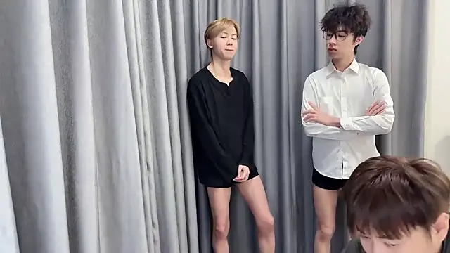 Snapshot of No_1MiaoMiao-Kk chatting on February 10, 2026, 11:36 am No 1MiaoMiao-Kk online show from February 10, 2026, 11:36 am