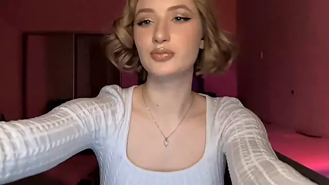 Snapshot of DeliciaBagnoli chatting on February 24, 2026, 5:33 pm DeliciaBagnoli online show from February 24, 2026, 5:33 pm