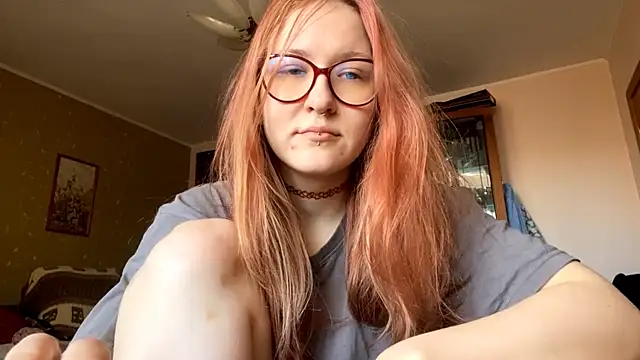 Snapshot of LaureenVielma chatting on February 18, 2026, 8:21 am LaureenVielma online show from February 18, 2026, 8:21 am