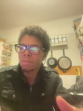 Snapshot of ELPikaPreta chatting on February 15, 2026, 12:29 am ELPikaPreta online show from February 15, 2026, 12:29 am