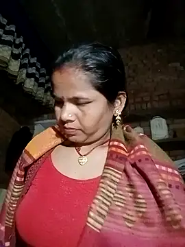 Snapshot of Pooja_sahu chatting on February 1, 2026, 8:18 pm Pooja sahu online show from February 1, 2026, 8:18 pm