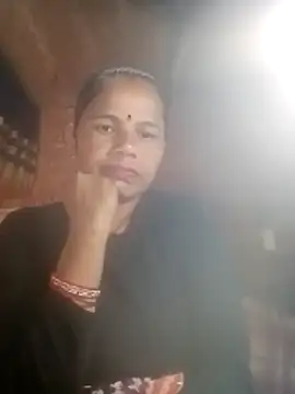 Snapshot of Pooja_sahu chatting on February 9, 2026, 9:02 am Pooja sahu online show from February 9, 2026, 9:02 am