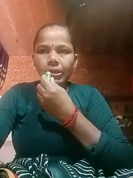 Snapshot of Pooja_sahu chatting on February 15, 2026, 8:13 am Pooja sahu online show from February 15, 2026, 8:13 am