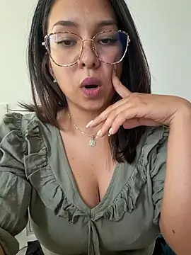 Snapshot of ISABELLA-24_ chatting on February 26, 2026, 4:39 pm ISABELLA-24 online show from February 26, 2026, 4:39 pm