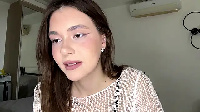 MauritaSpueler online show from February 16, 2026, 7:04 am