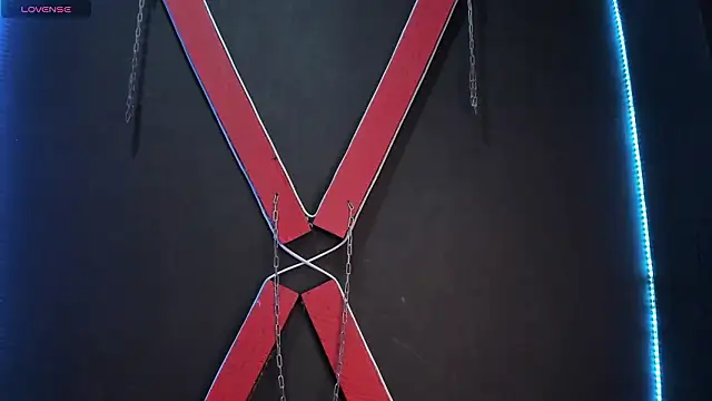 Snapshot of Camilo_X_x chatting on February 10, 2026, 11:36 am Camilo X x online show from February 10, 2026, 11:36 am