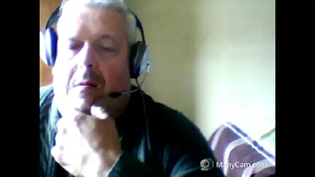 Snapshot of swichcassanesi chatting on February 27, 2026, 1:33 pm swichcassanesi online show from February 27, 2026, 1:33 pm