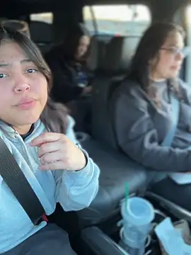 Snapshot of KittyTatts chatting on February 10, 2026, 11:31 pm KittyTatts online show from February 10, 2026, 11:31 pm