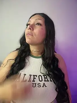 Snapshot of Miia__Taylor chatting on February 3, 2026, 1:59 am Miia Taylor online show from February 3, 2026, 1:59 am