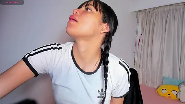 kendall hernandez online show from February 16, 2026, 2:13 pm