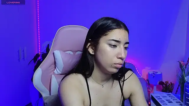 Sofiagomez777 online show from February 20, 2026, 4:42 am