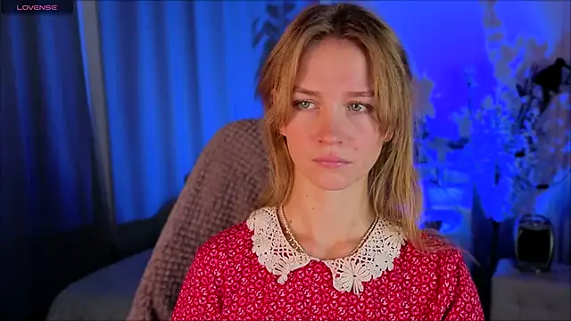 Snapshot of Crystal_Kris chatting on February 25, 2026, 5:50 am Crystal Kris online show from February 25, 2026, 5:50 am