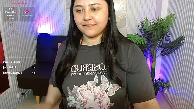 Snapshot of Siena_Tay chatting on February 1, 2026, 12:04 pm Siena Tay online show from February 1, 2026, 12:04 pm