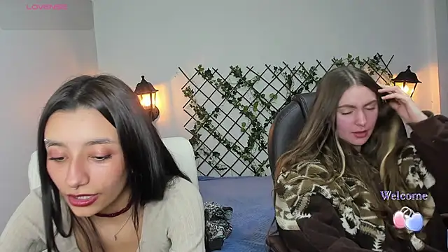 nana  rousse online show from February 18, 2026, 11:22 pm