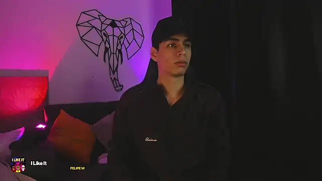 Snapshot of juan_posada chatting on February 2, 2026, 3:00 pm juan posada online show from February 2, 2026, 3:00 pm